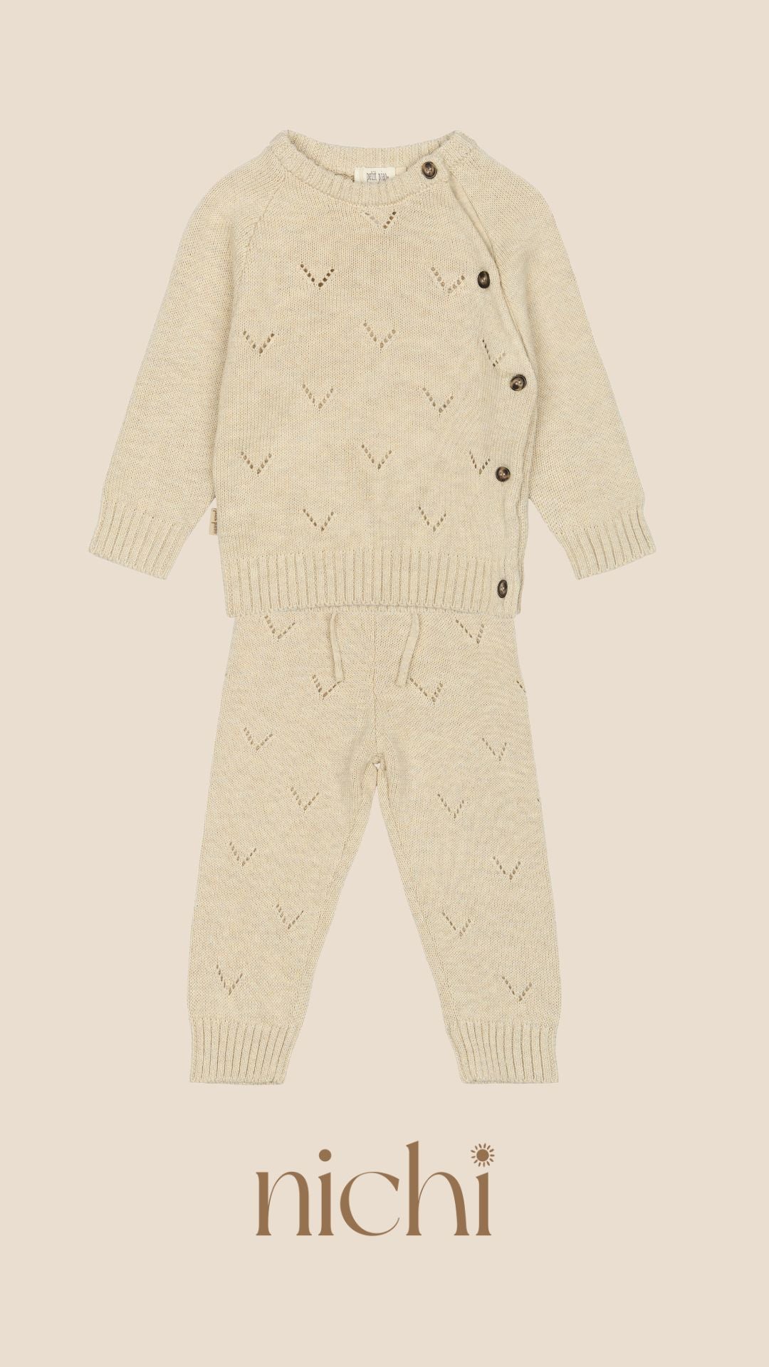 beige gebreide set voor baby's