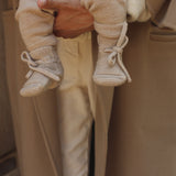 Hvid Booties - Wollen Babyslofjes - Nichi Baby Store