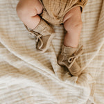 Hvid Booties - Wollen Babyslofjes - Nichi Baby Store