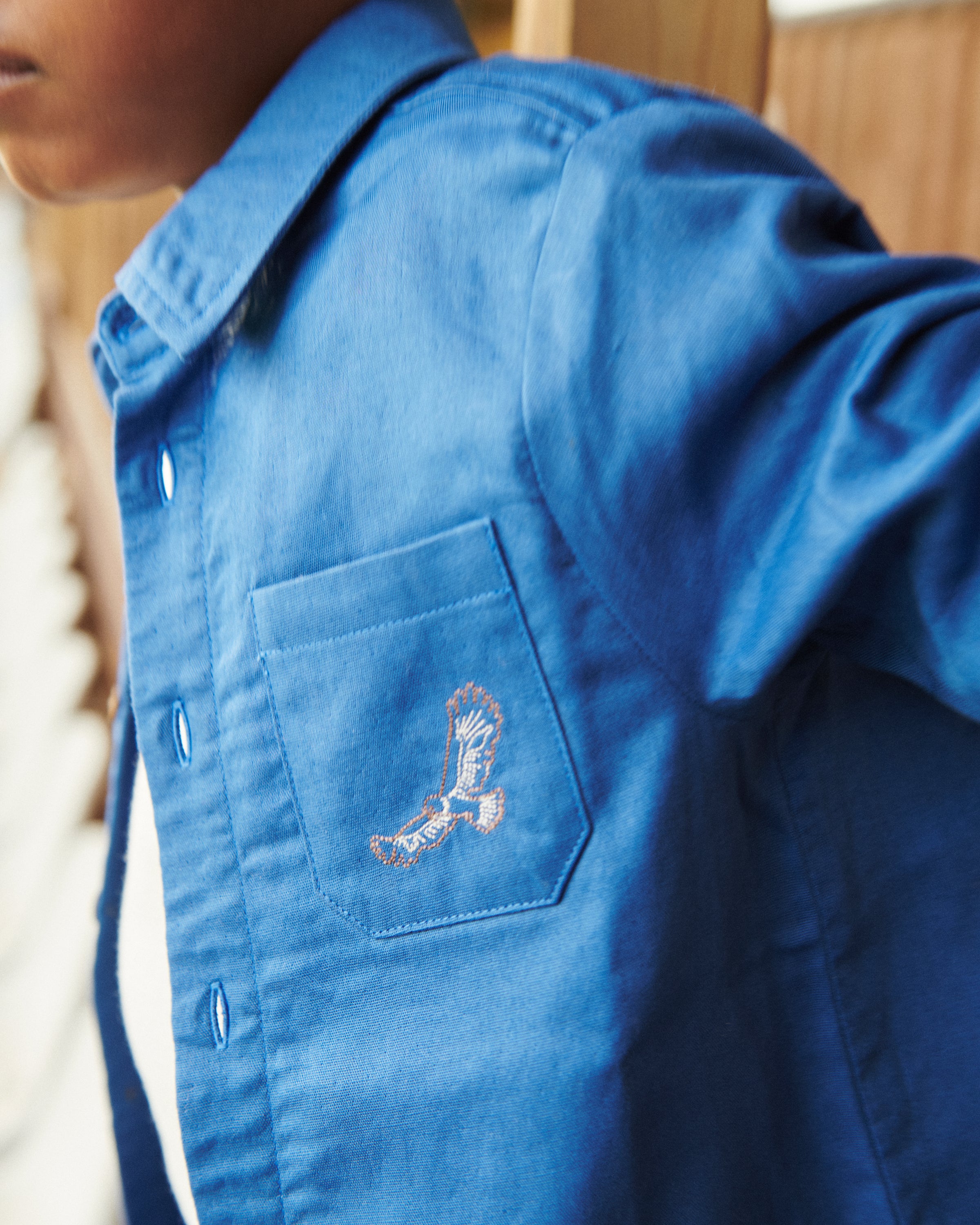 copenhagen colors classic blouse blauw met vogel borduursel