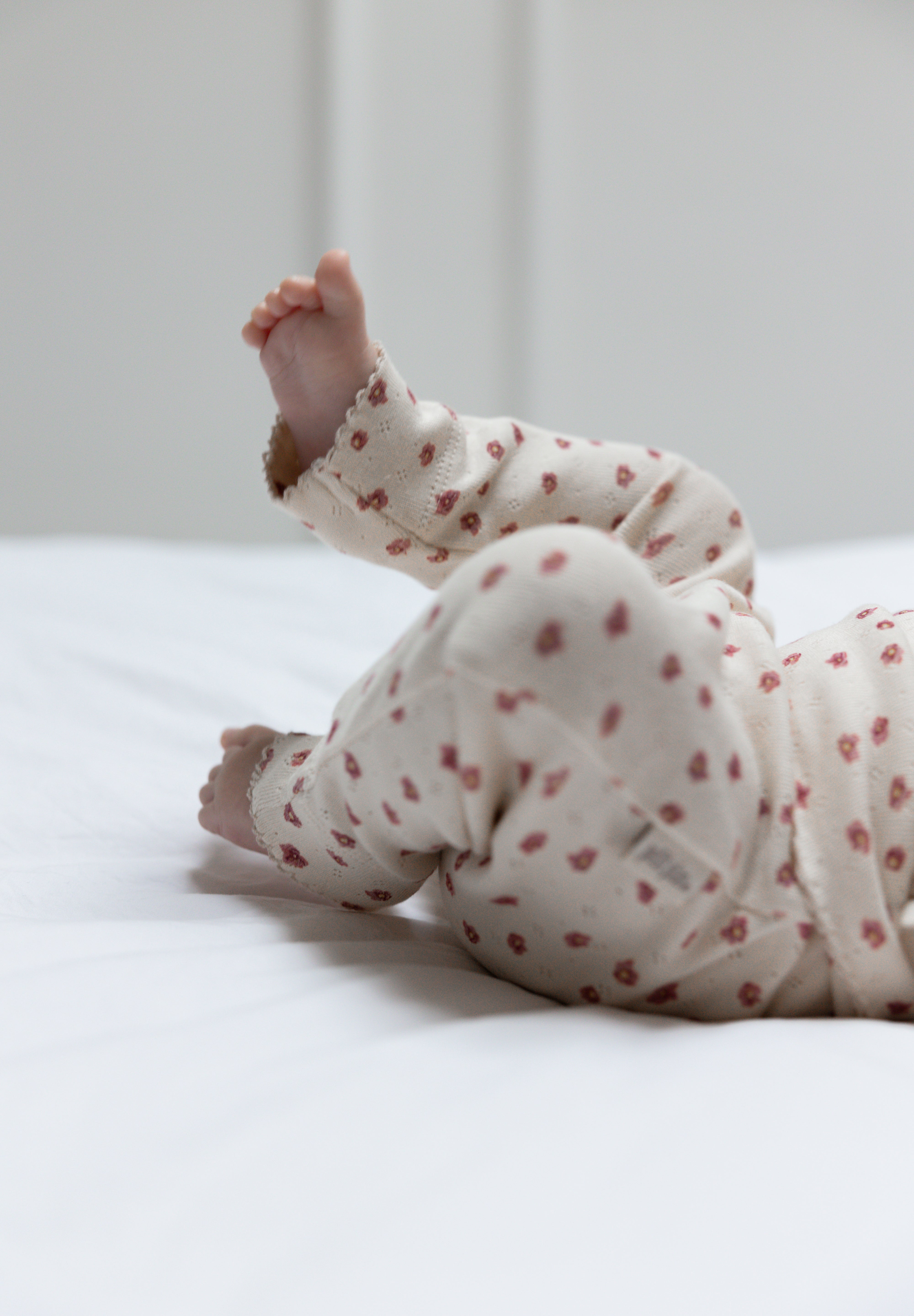 Petit Piao Beige legging roze bloemetjes 