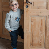 Petit Piao grijze sweater blauw detail