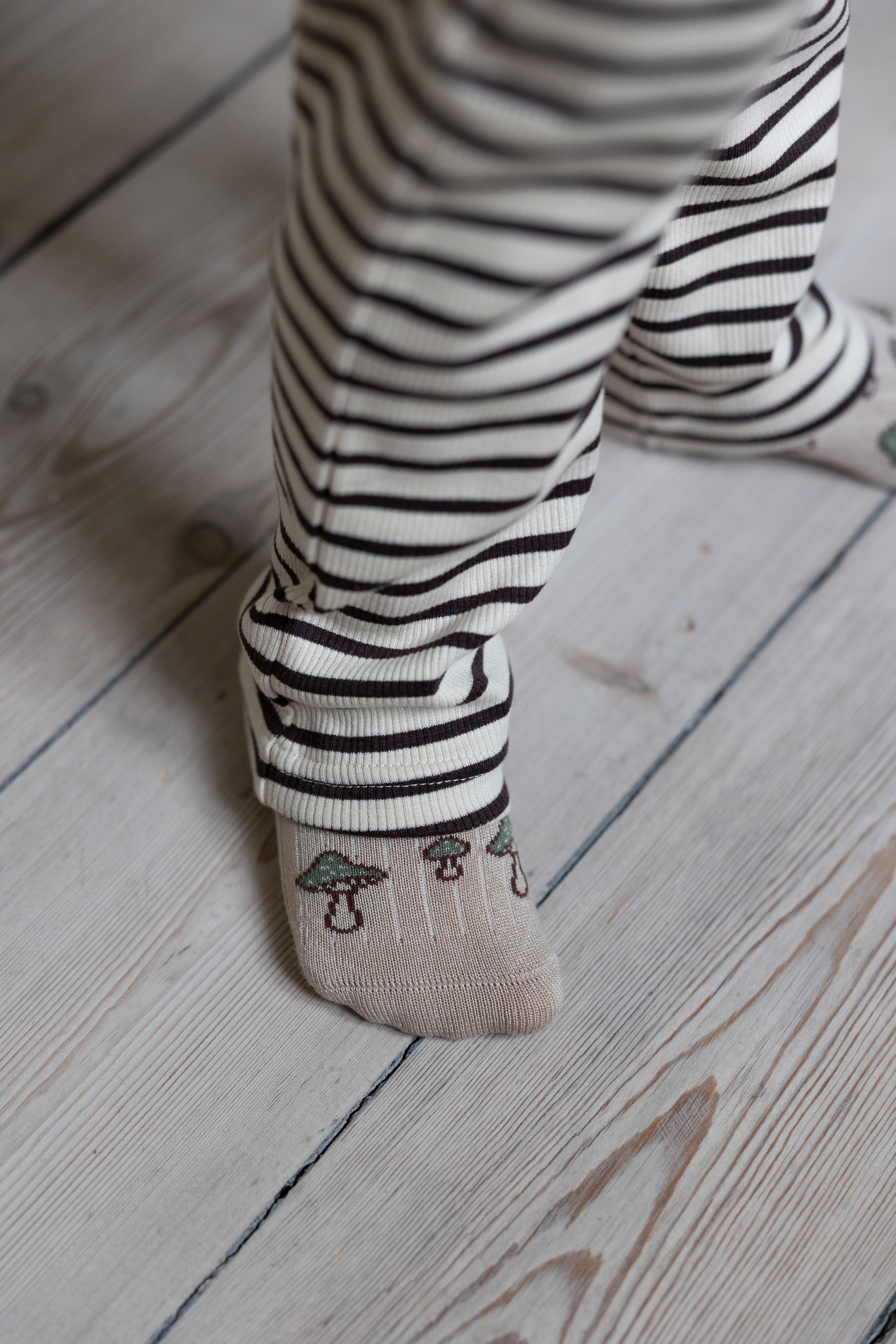 petit piao legging streepjes bruin
